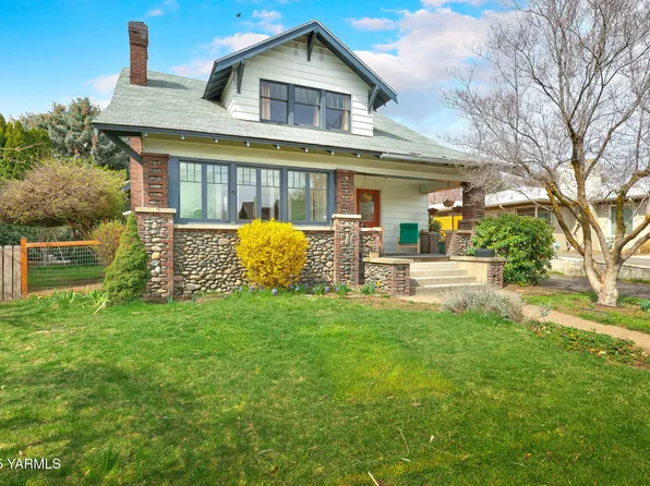 214 S 17th Ave, Yakima, WA 98902