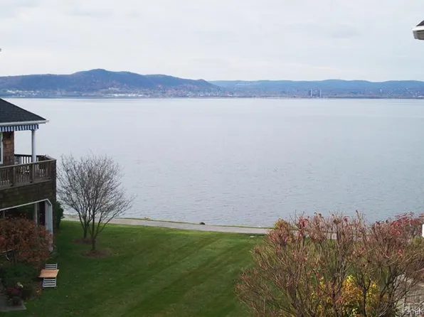 517 Half Moon Bay Dr, Croton On Hudson, NY 10520