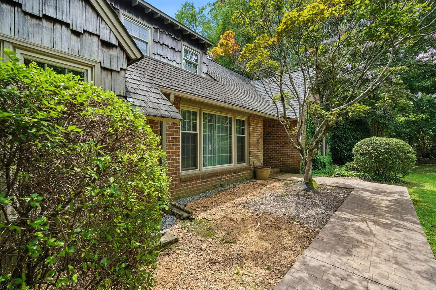 3 bed, 3.0 bath, $4,696 — Photo 3