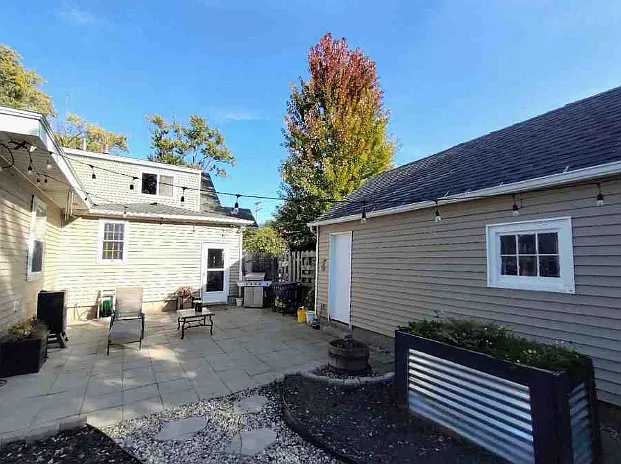 107 N Reinberg Ave — Photo 4
