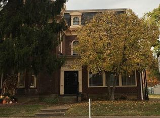 255 Washington St, Ravenswood, WV