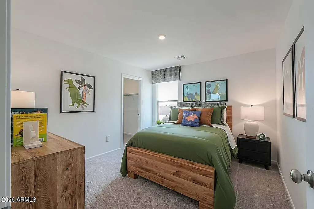 4 bed, 2.5 bath, 2373 sqft, $2,300 — Photo 1