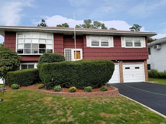 2nd image of 75 Tippin Dr