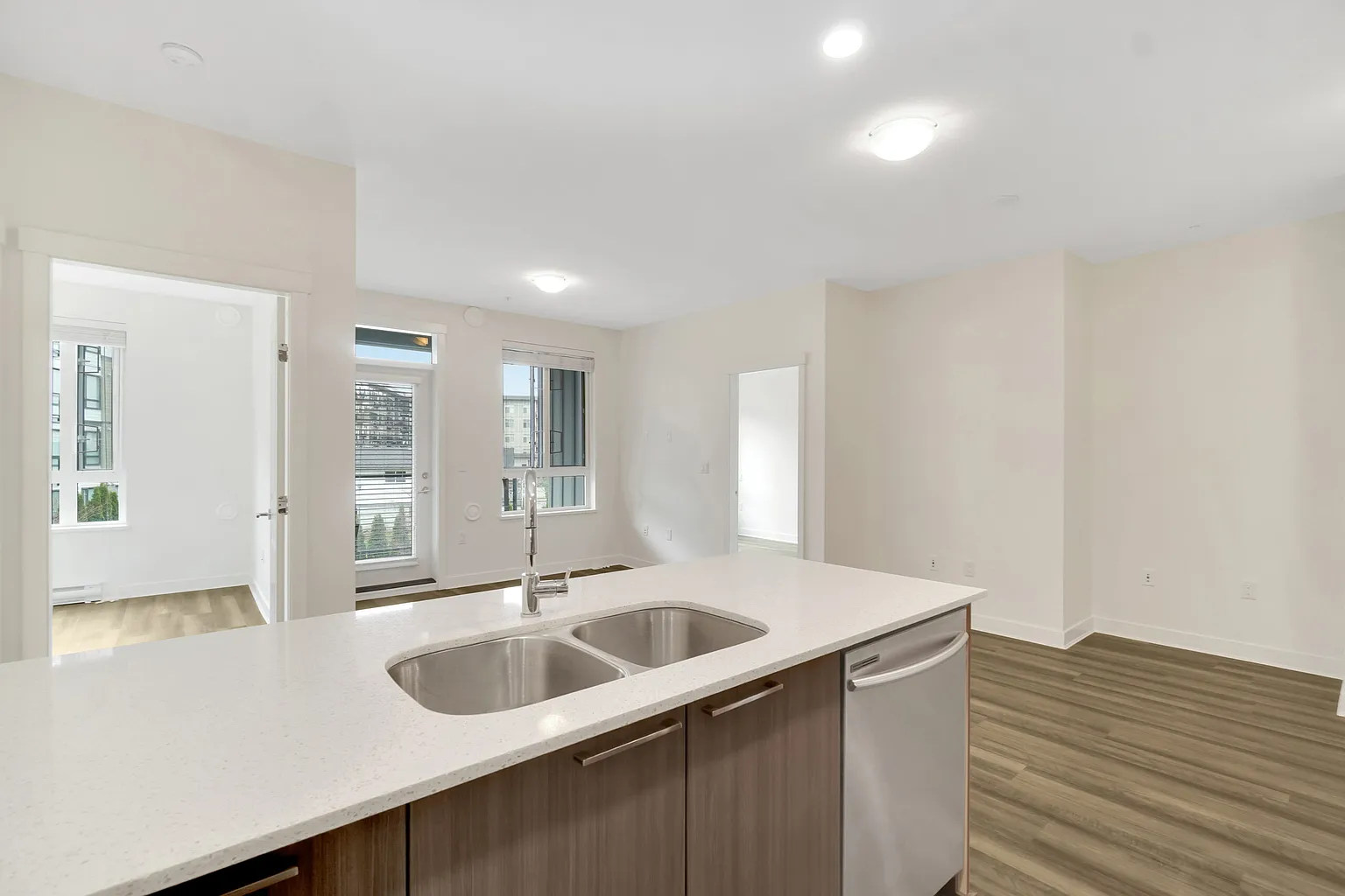 5393 201st St #1014380 photo 1