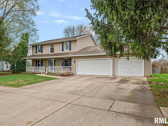 2nd image of 5 Taft Dr