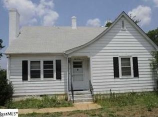 204 McDade Ave, Greer, SC 29651