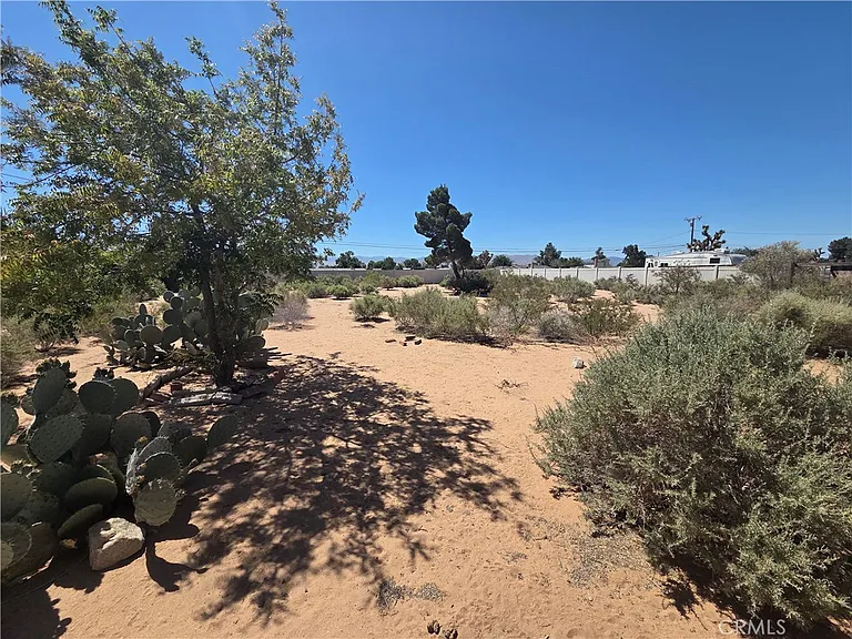 13881 Jicarilla Rd — Photo 22