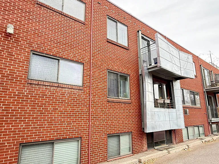 75 N Emerson St #101 — Photo 21