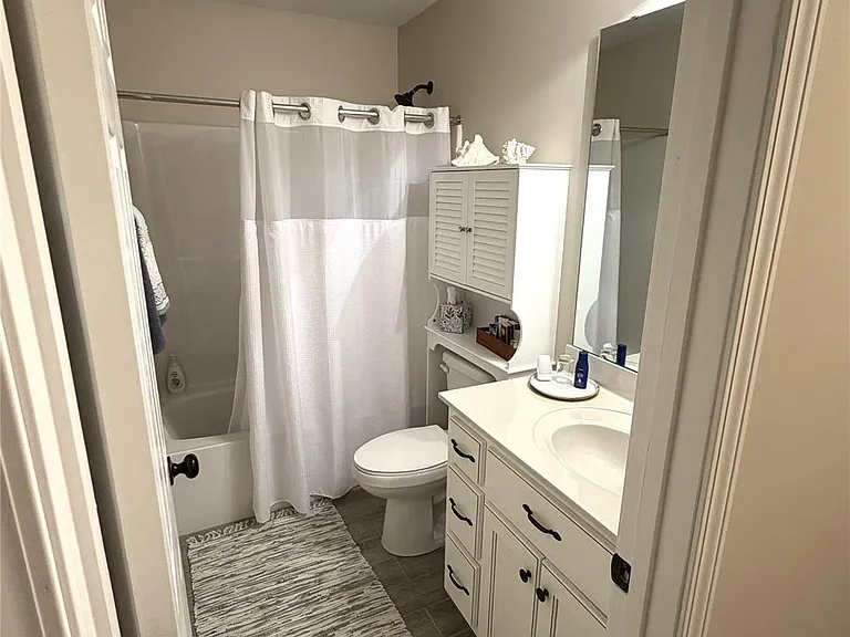 4198 Pickering Dr — Photo 17