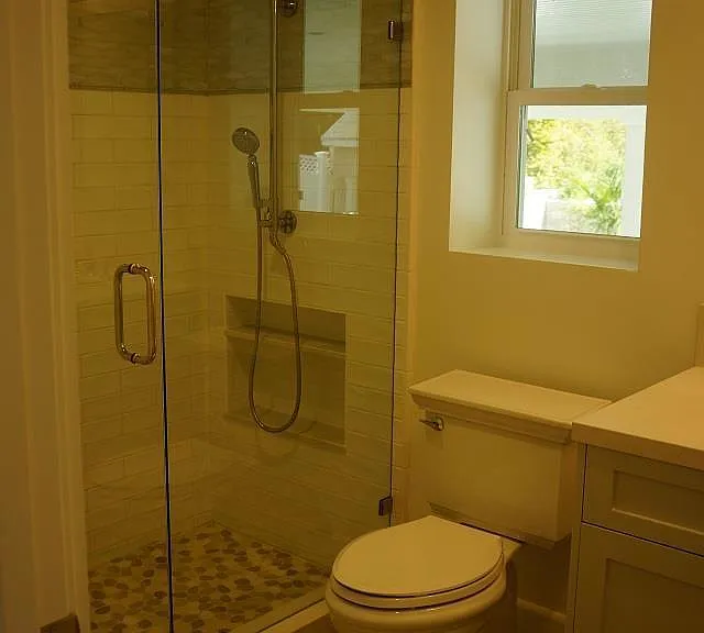 547 A Ave #2 — Photo 4