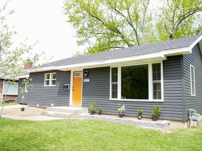 1807 Leonard St NW, Grand Rapids, MI, 49504
