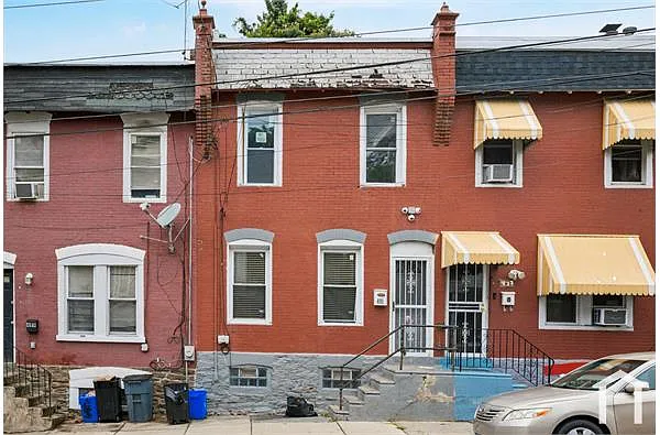 Building Photo - 491 E Penn St