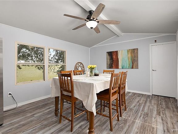 3rd image of 8406 Lago Vista Dr