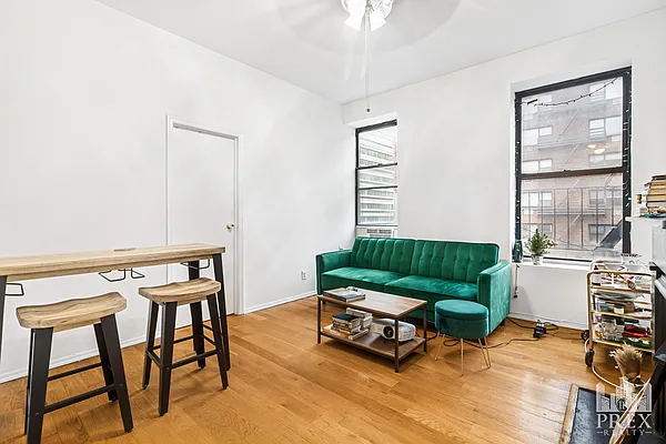 Rented by R New York | media 1