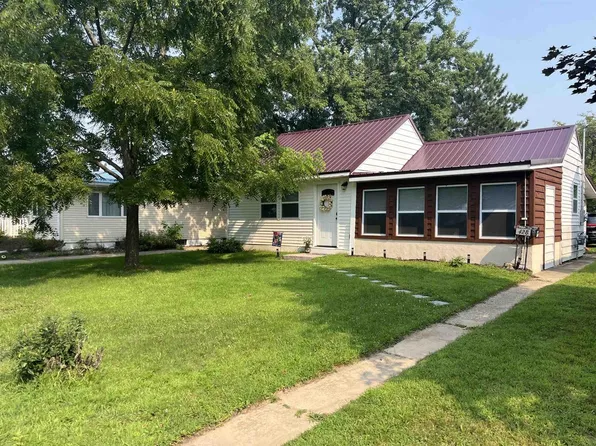 428 Pine Street, Tomah, WI 54660