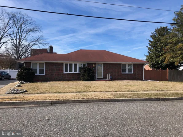 12 Temple Rd, Vineland, NJ 08360