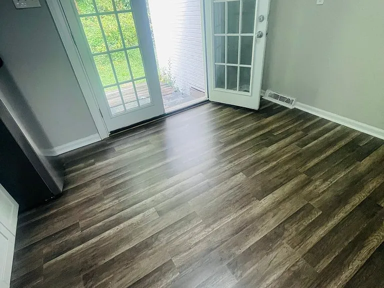 306 N Jackson St — Photo 27
