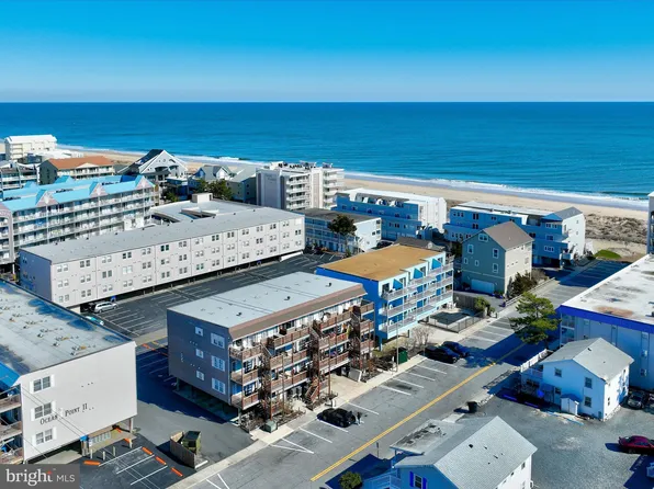 14 40th St Unit 302, Ocean City, MD 21842