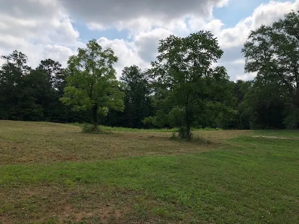 815 Peach Shed Rd, Chesnee, SC 29323