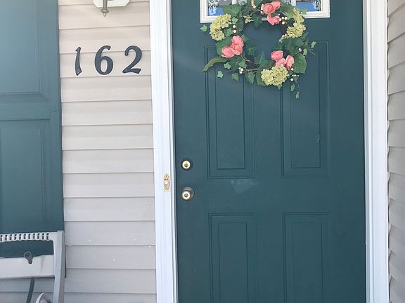 2nd image of 162 Wesley Harris Cir