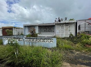 N 686 13 A St, Rio Grande, PR 00745