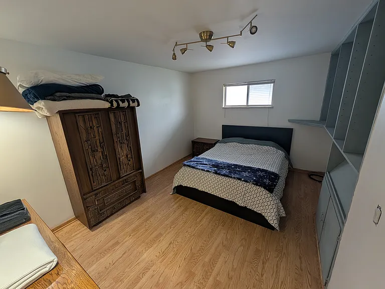 380 N Liberty St #9 — Photo 11