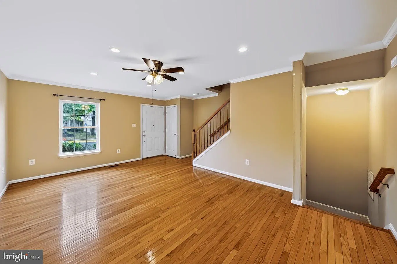 4 bed, 2.0 bath, 1341 sqft, $2,850 — Photo 4