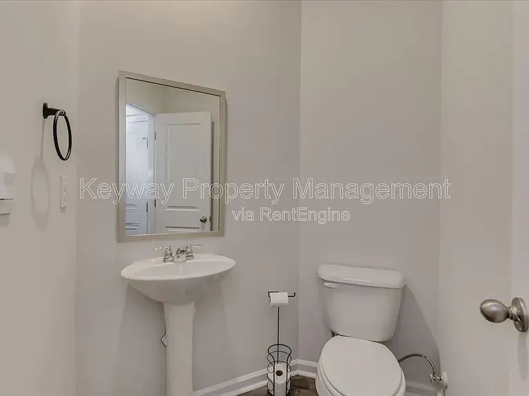 930 Quaint Parish Cir — Photo 16