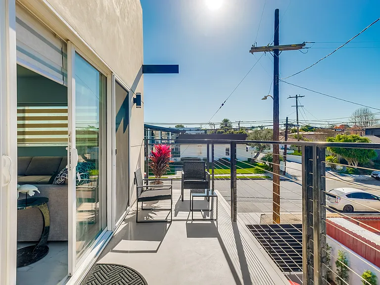 1003 Opal St #A — Photo 23