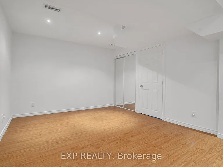 75 Prince William Way #6 — Photo 44
