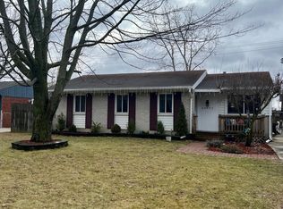42057 Lincoln St, Van Buren Township, MI 48111