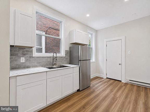 3rd image of 5503 Master St