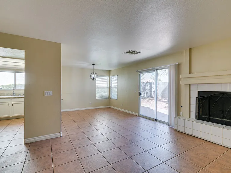 9532 Amber Valley Ln — Photo 10