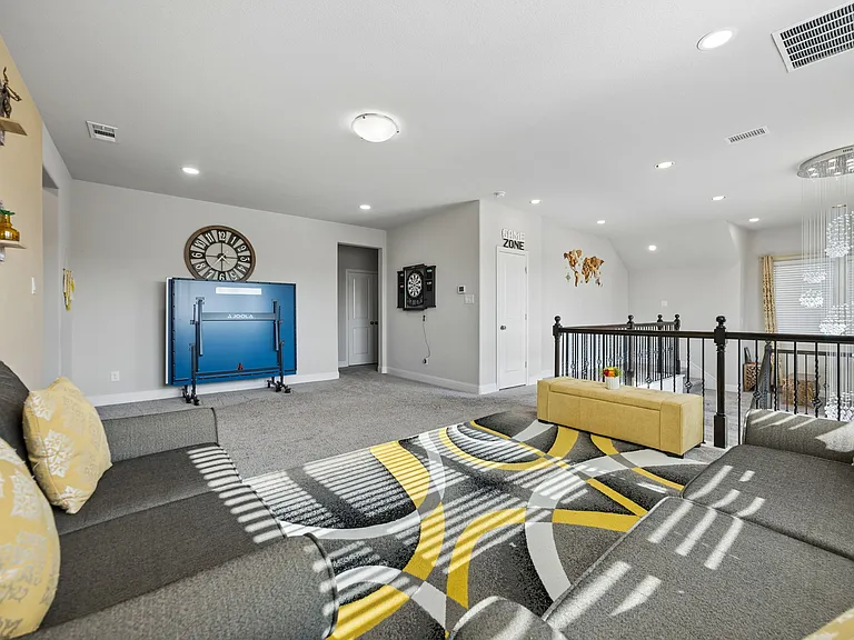 4500 El Paso Dr — Photo 23