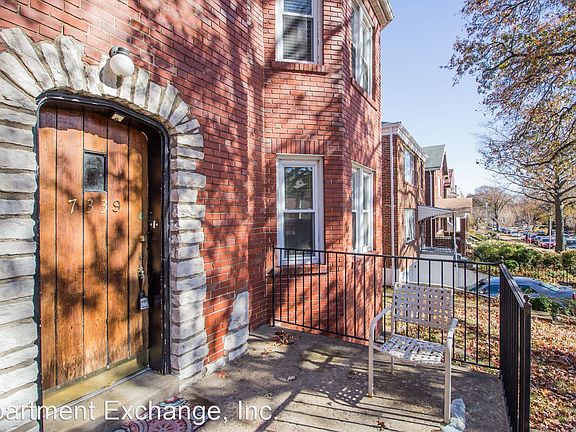 4th image of 7339 Dartmouth Ave