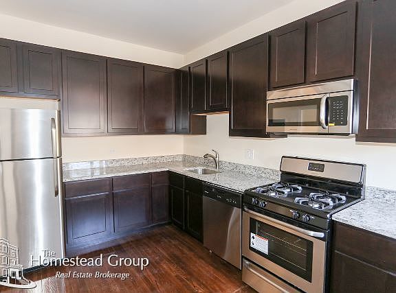 3rd image of 4349 N Spaulding Ave #01