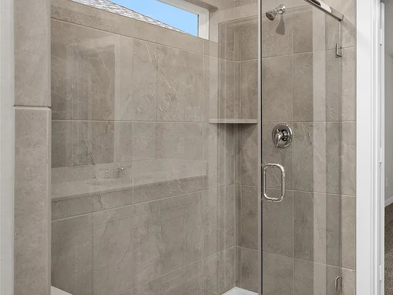 18612 Hillswood Dr — Photo 7