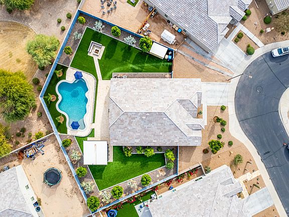 3rd image of 3435 N BROOKLYN Drive
