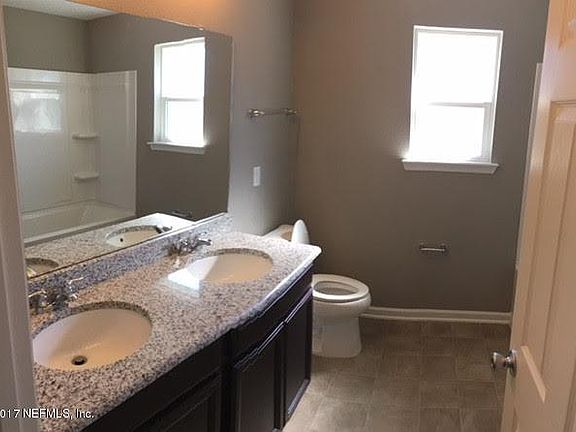 5th image of 15881 Hutton Ln