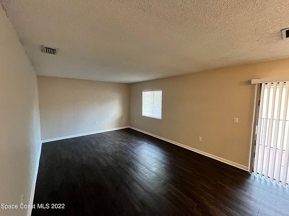 4th image of 285 San Juan Cir #285