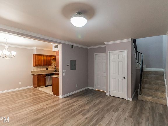 4th image of 11725 Lemay St Unit 8