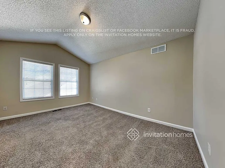 2405 Boone Ct — Photo 12