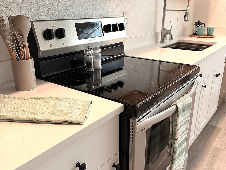 5220 California Ave SW #3 — Photo 7