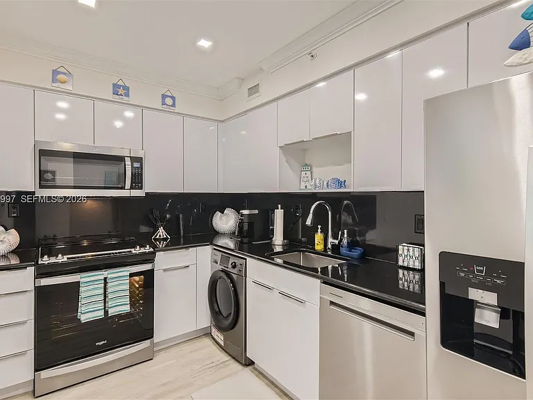2501 S Ocean Dr #715 — Photo 6