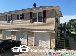 11008 NW Crooked Rd APT D, Parkville, MO 64152