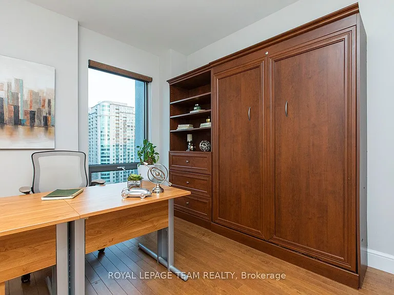90 George St #1108 — Photo 16