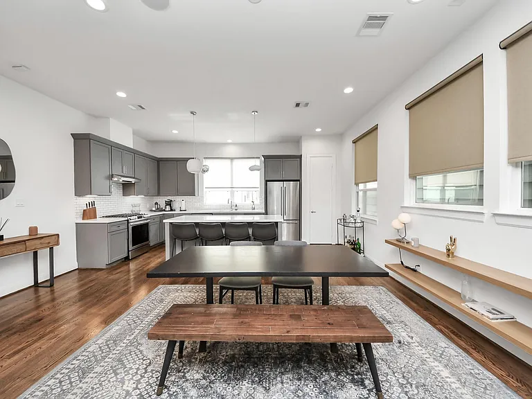 1721 Eado Point Ln — Photo 14