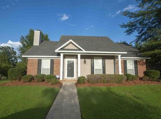 1162 Barnett Bend Dr, Brandon, MS 39047