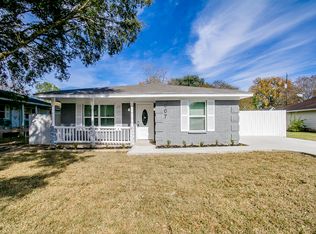 907 Avenue E, Rosenberg, TX 77471