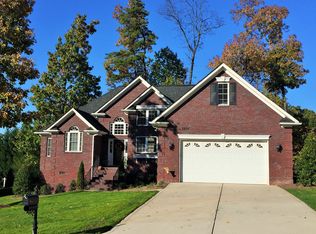 3924 Erskine Woods Dr, Bessemer City, NC 28016